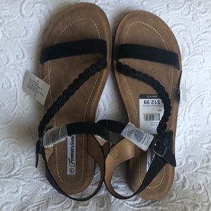 Strappy black flat sandals size 9 sparkly